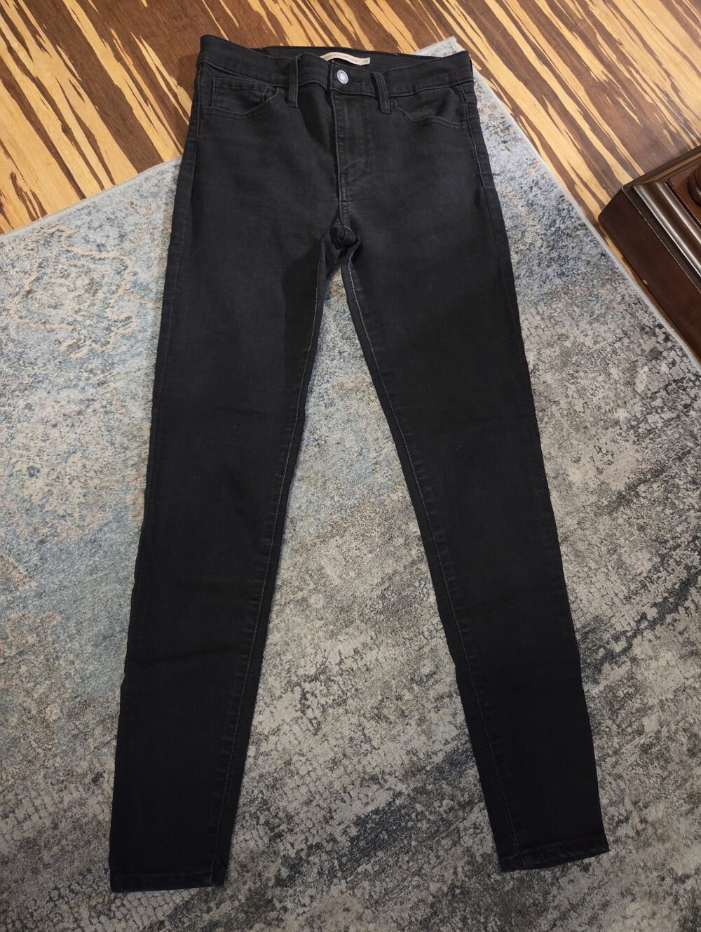 Levi's 720 High Rise Super Skinny Jeans Black Size 28 (W28 L30)